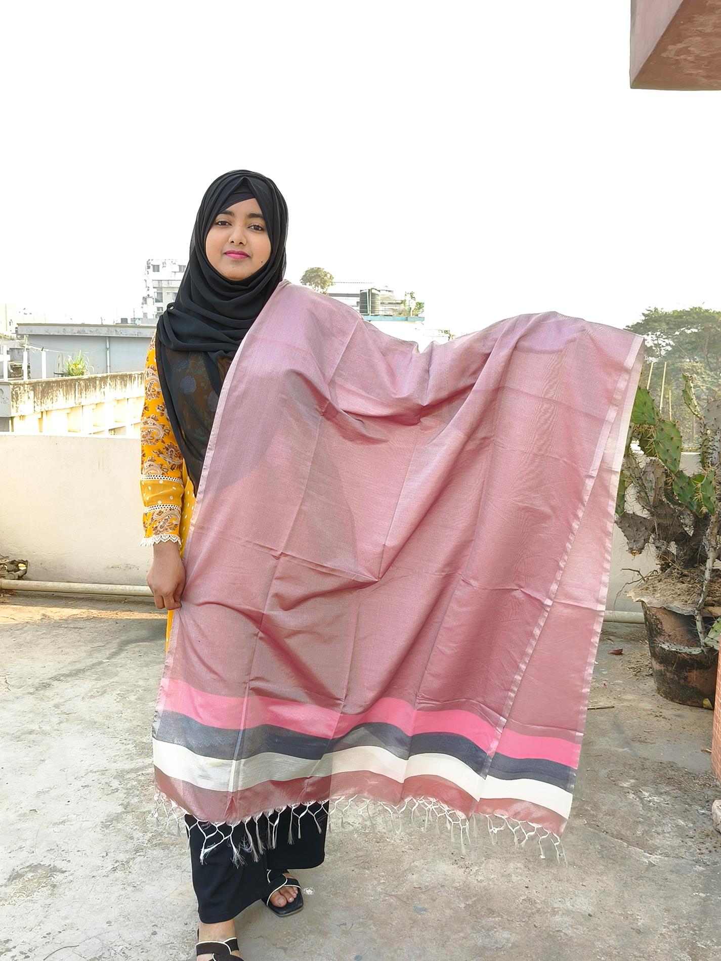 Joysree Silk Orna | জয়শ্রী সিল্ক ওড়না (LGJ030)